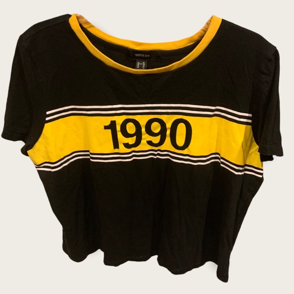 Forever 21+ 1990 crop top tee